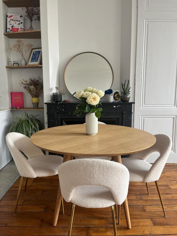 Quiet and sunny charming one-bedroom apartment with views - 3