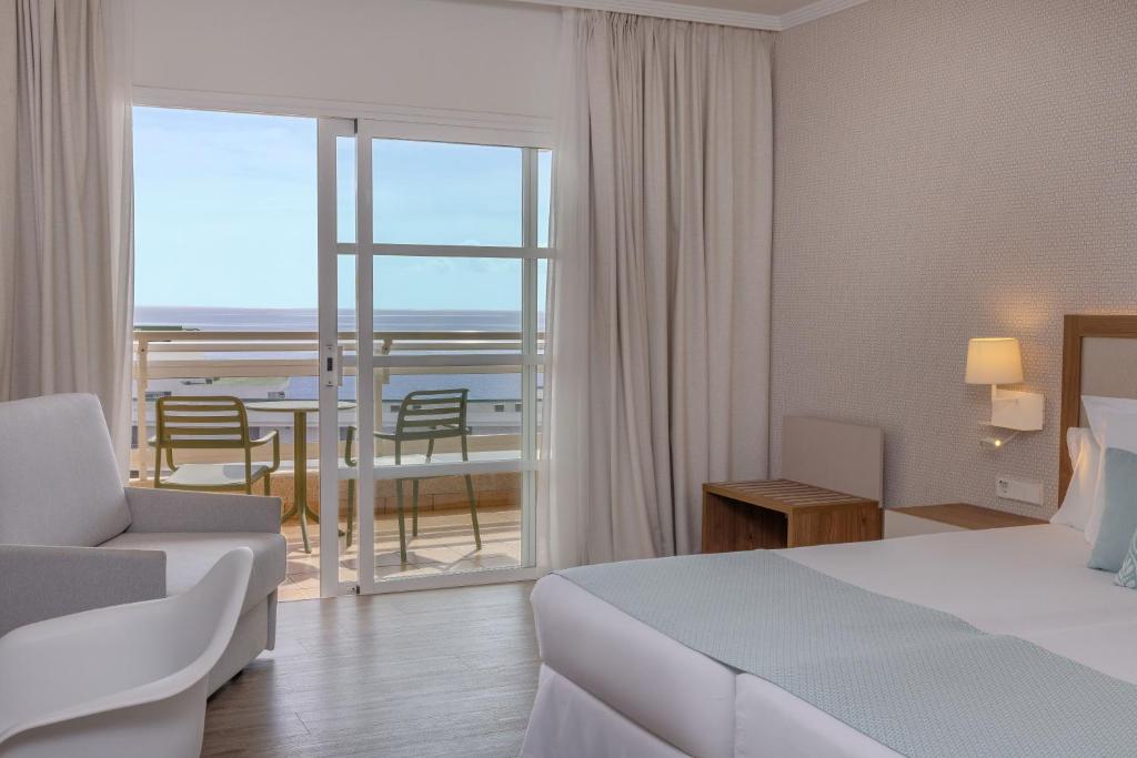Alua Atlantico Golf - All Inclusive — Hotel rooms in Golf Del Sur, Canary Islands