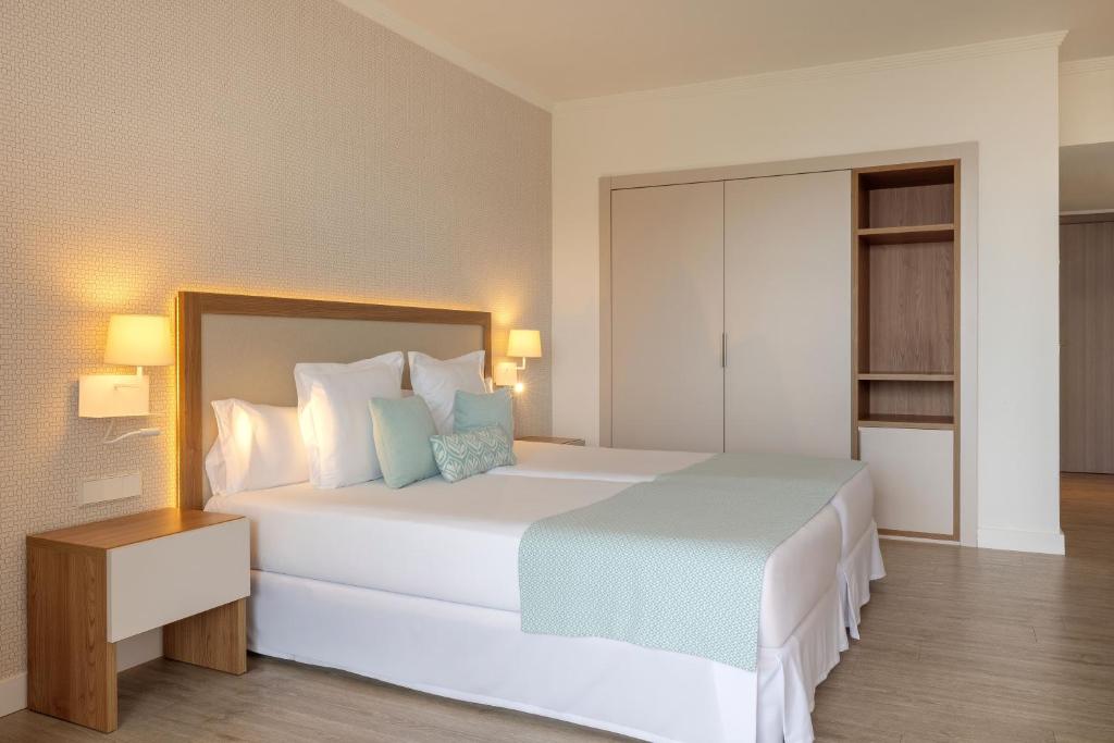 Alua Atlantico Golf - All Inclusive — Hotel rooms in Golf Del Sur, Canary Islands