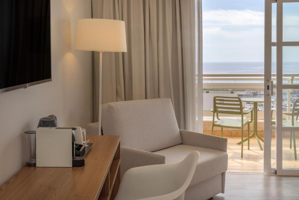 Alua Atlantico Golf - All Inclusive — Hotel rooms in Golf Del Sur, Canary Islands