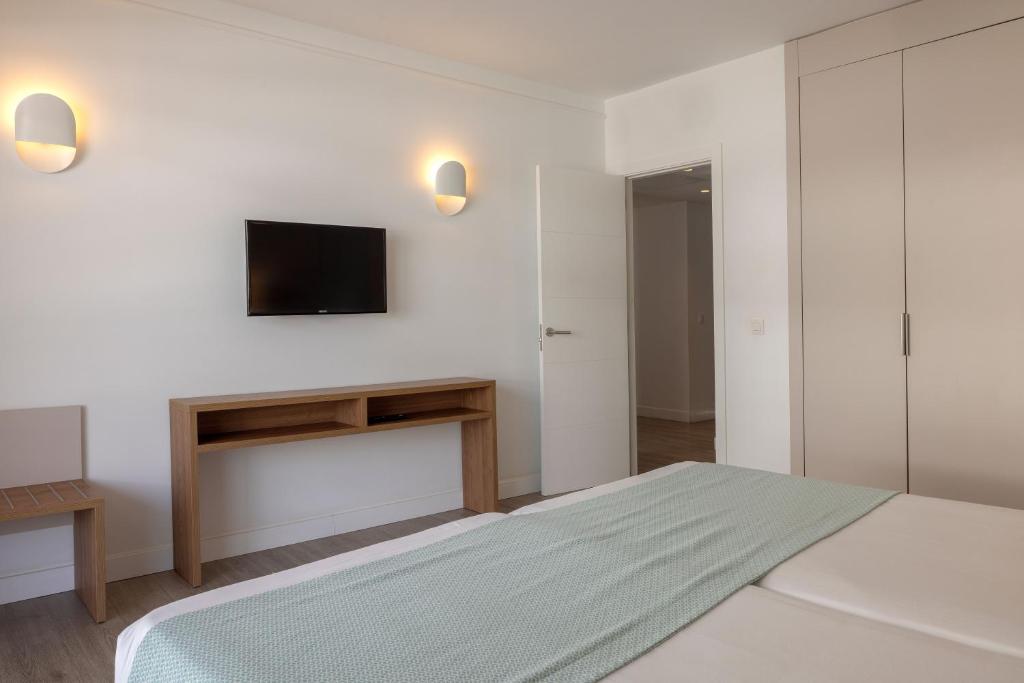 Alua Atlantico Golf - All Inclusive — Hotel rooms in Golf Del Sur, Canary Islands
