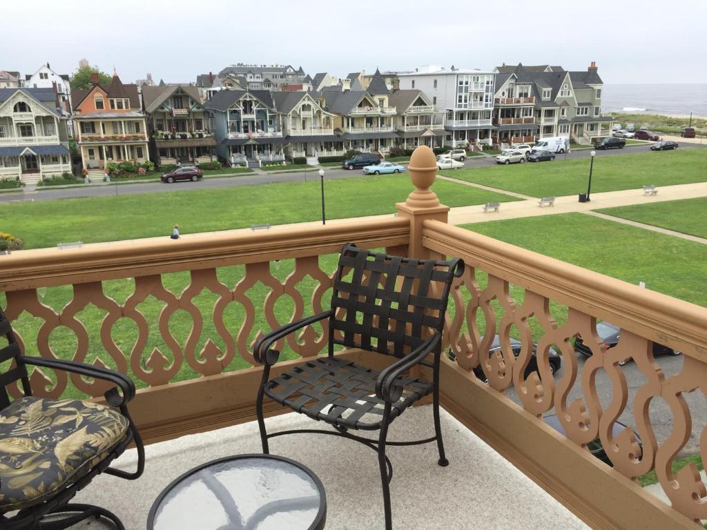 The Ocean Plaza Hotel photo