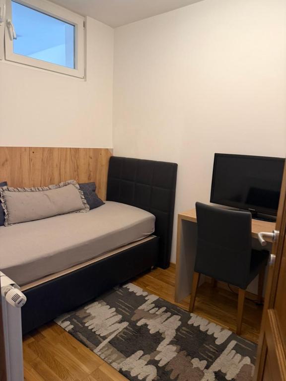 Bulevar apartman sa parking mjestom - 4