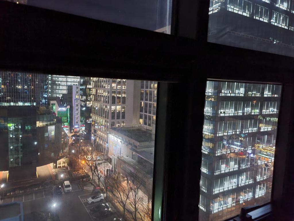 ［江南（カンナム）］スタジオ アパートメント（56 m²）／1バスルーム (Samseong.Coexmall.Daechi.Gangnam S)