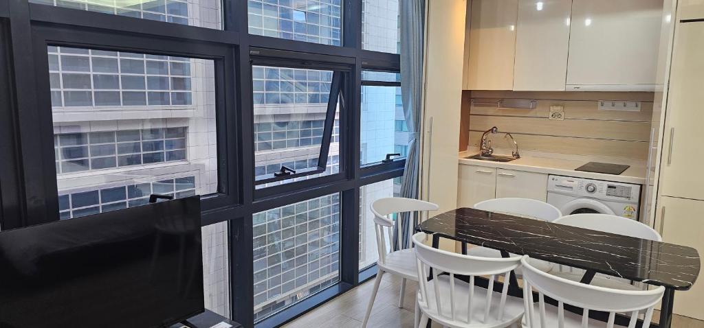 ［江南（カンナム）］スタジオ アパートメント（56 m²）／1バスルーム (Samseong.Coexmall.Daechi.Gangnam S)