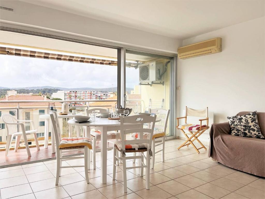 LV820-C02 Appartement 2 pièces 4 couchages LE LAVANDOU - 4