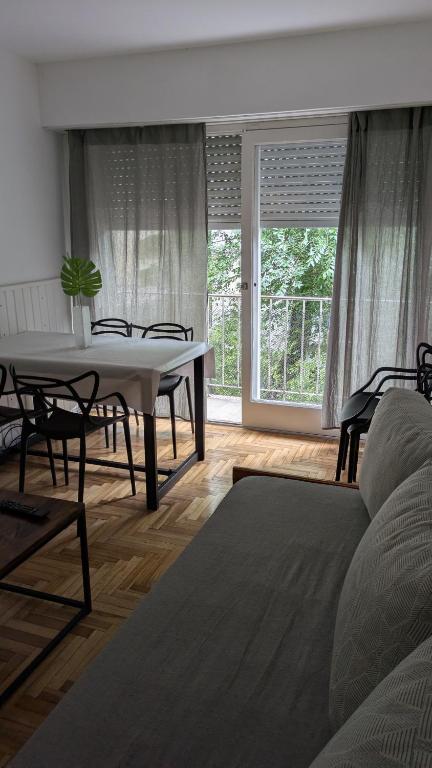 Depto 2 ambientes Zona Aldrey - 4