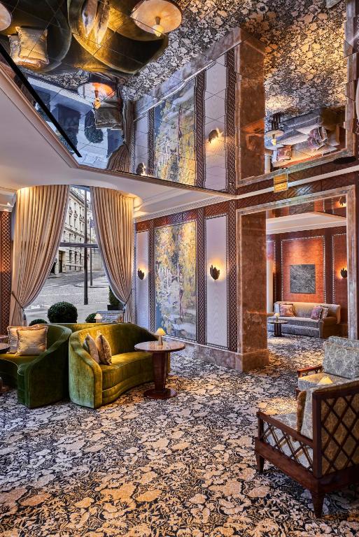 Lobby, Hotel Barriere Le Fouquet's Paris in Paris