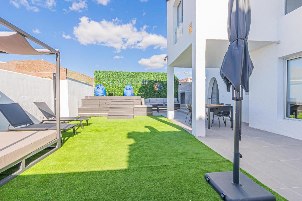 Modern house with sea views, pool and a chillout terrace - 5