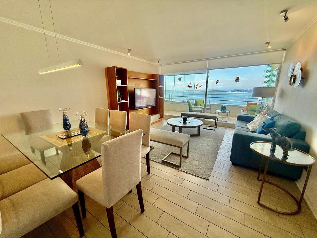 Spacious and Extraordinary Sea View - 2