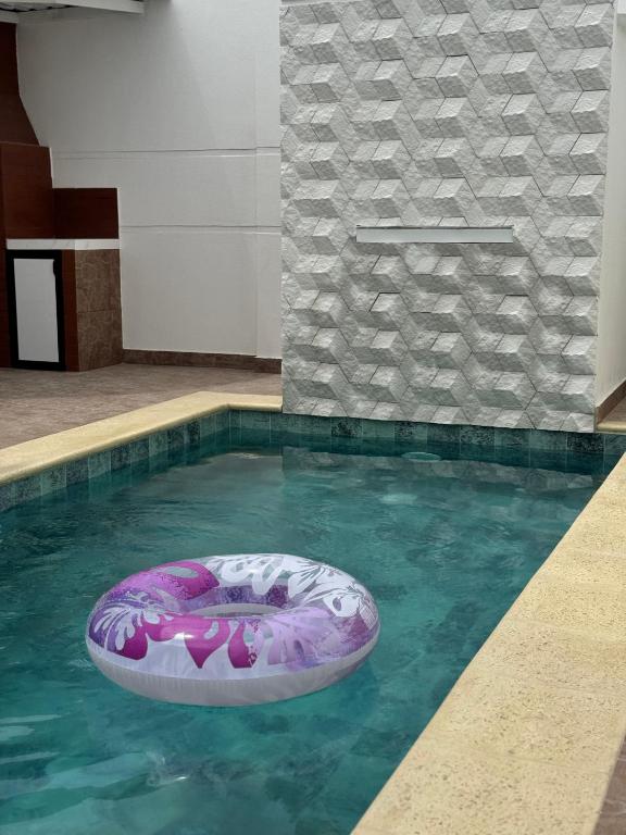 Lujosa Casa Privada con Piscina - 1