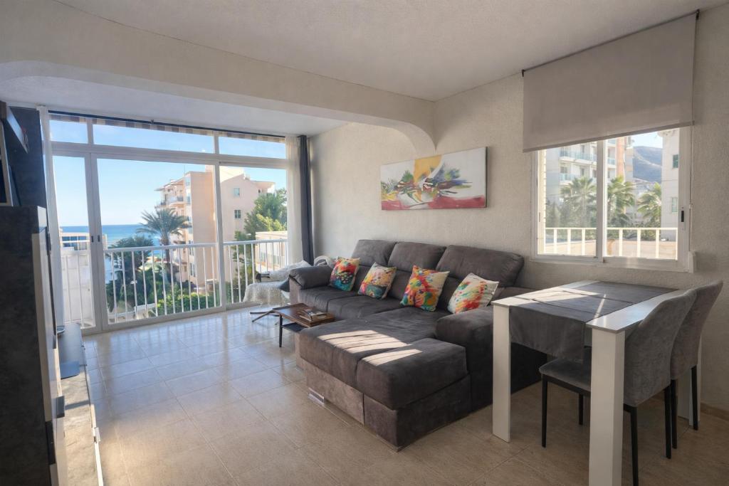 Apartment on the beach of Albir - 1