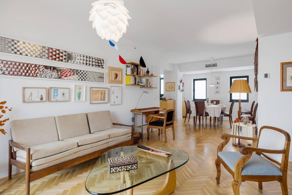 SOHO 2 bedrooms apt NEXT TO THE BEACH - 1