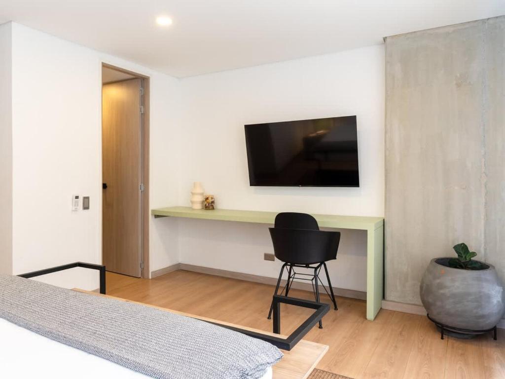 NOK Fantastic 3 BR w Balcony in Laureles Medellin - 3