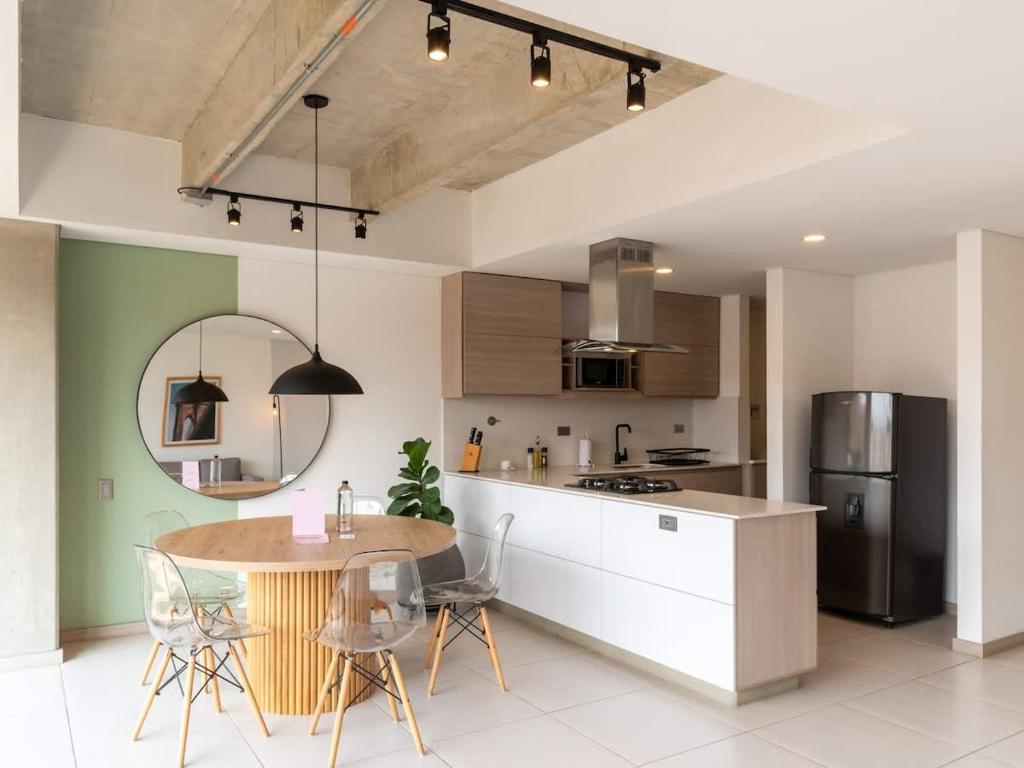 NOK Charming 3BR in Laureles Medellin - 2