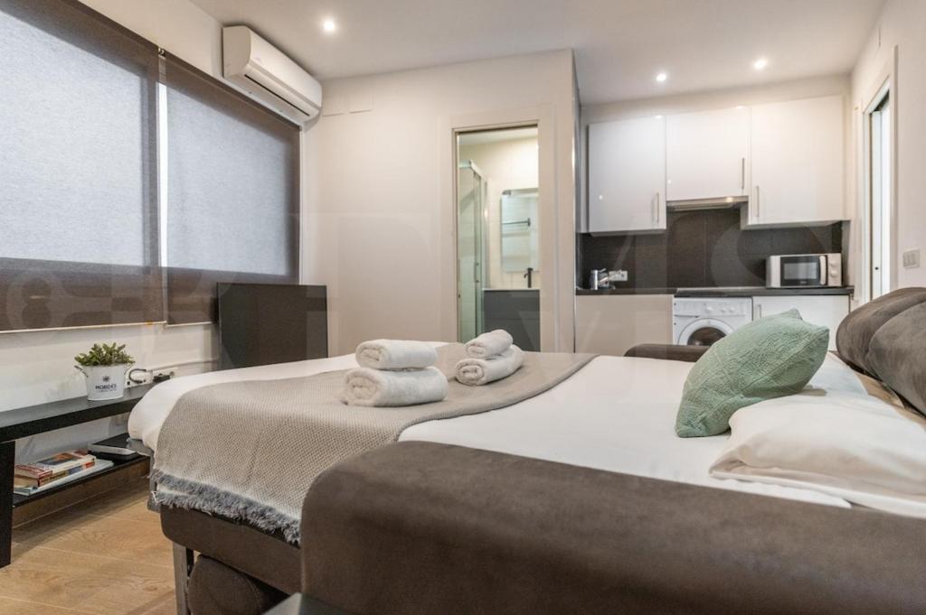 Minimalistic apartment in heart of Malaga REMS - 5