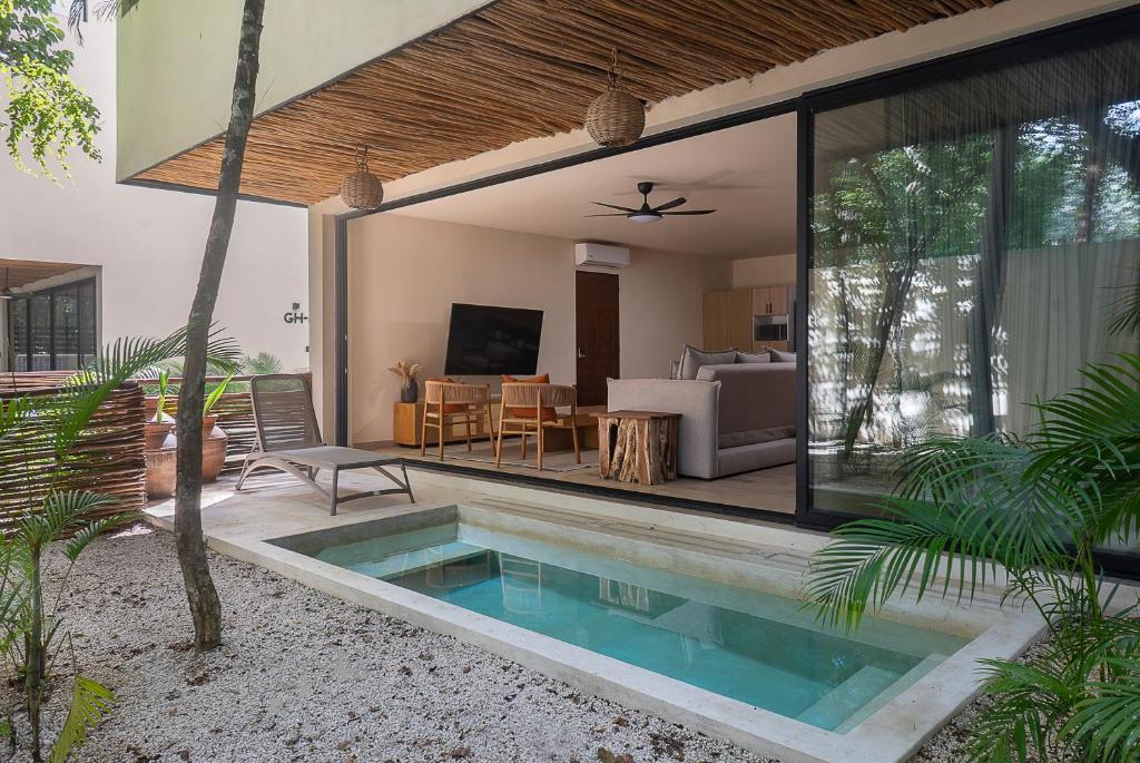 Private Pool Paradise in Aldea Zama 2BR - 1