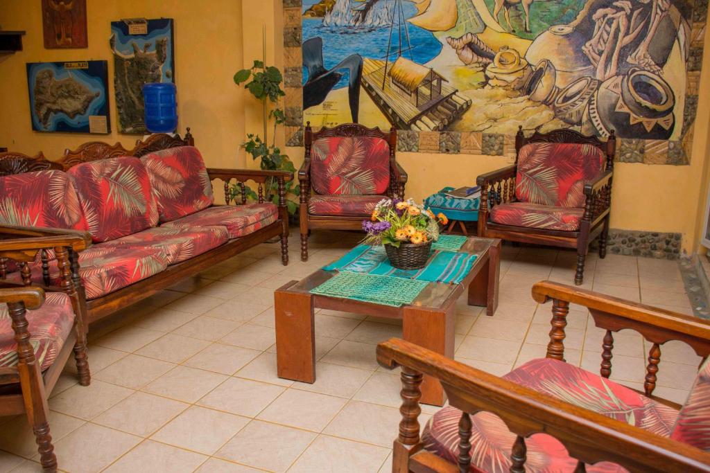 Tuzco Lodge photo
