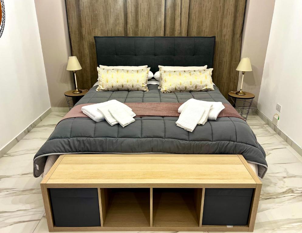 Exclusive and reserved suite, secure parking - 3
