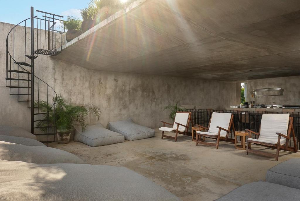 Private Rooftop, Pool & Total Privacy in Playa - 2