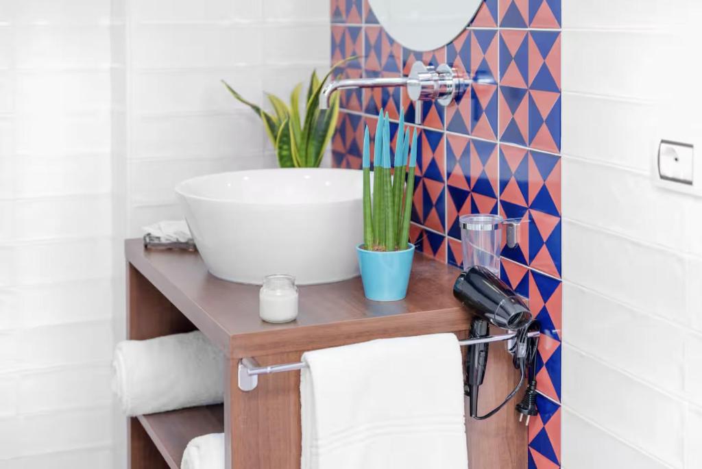 Mako Sorrento Suites - 3