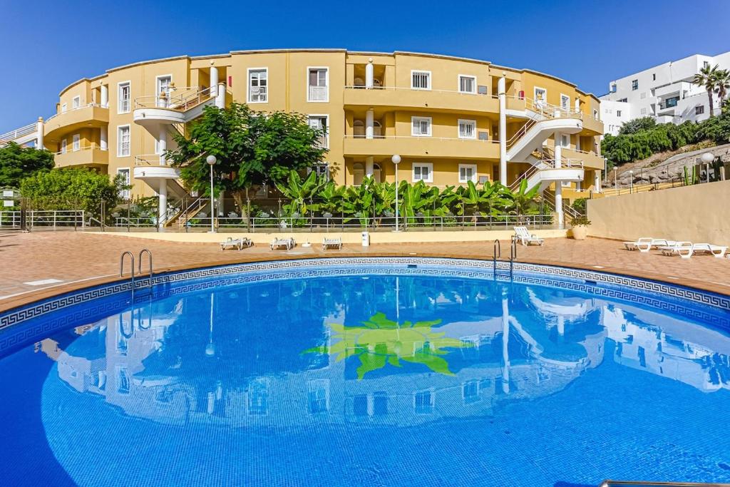 Cozy 1BR Near Beach Orlando Complex Costa Adeje - 2
