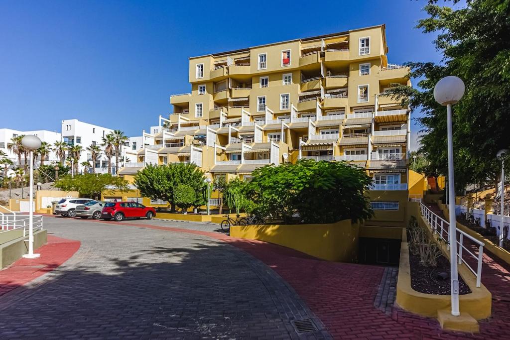 Cozy 1BR Near Beach Orlando Complex Costa Adeje - 5