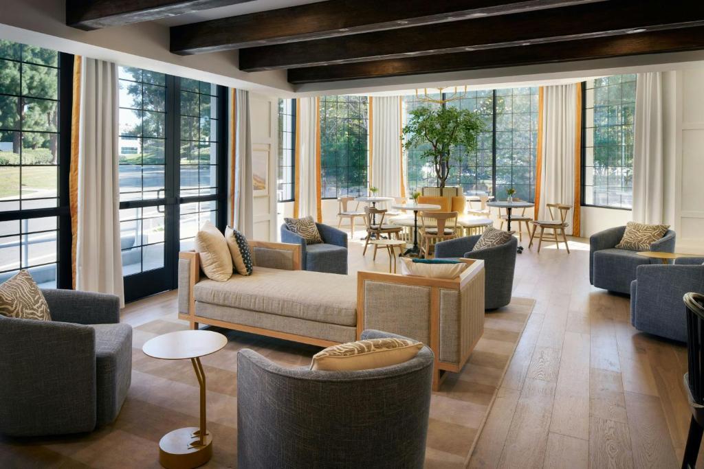 Tiller House, Laguna Hills, A Tribute Portfolio Hotel フロント・ロビー