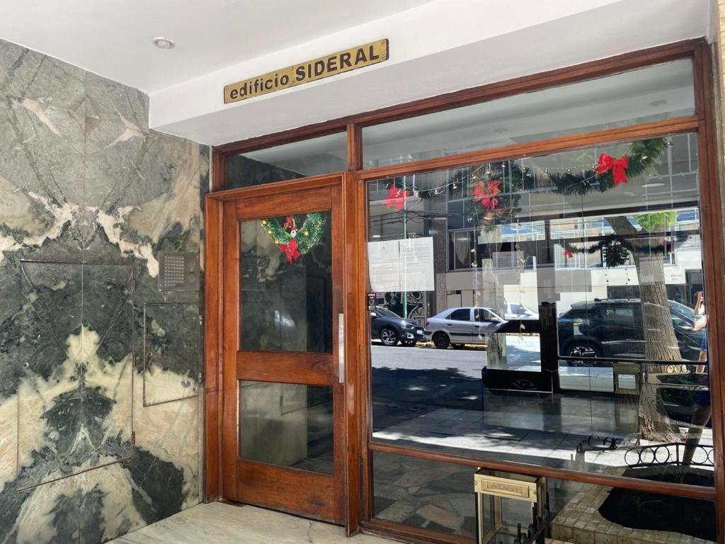 Departamento zona Güemes, a dos cuadras del mar ,Dos ambientes,céntrico - 3