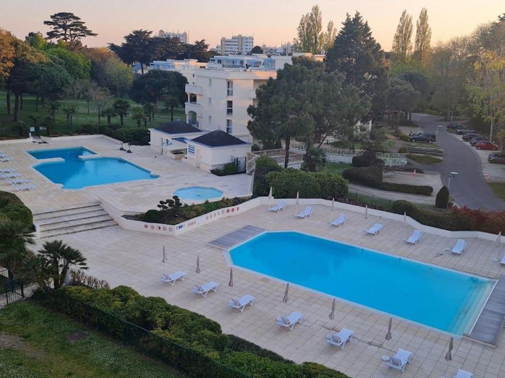 Charmant appartement avec grande terrasse à La Baule - FR-1-306-1326 - 2
