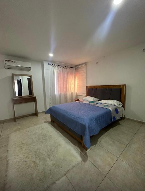 Casa espaciosa en el norte 4 habitaciones - 2