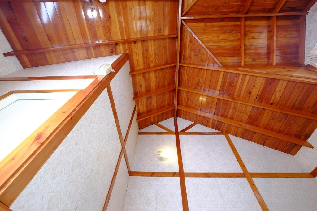 大湖底木屋民宿