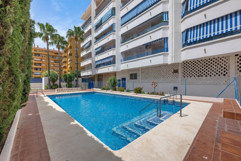 Bright flat in San Pedro with Pool and Parking - 2