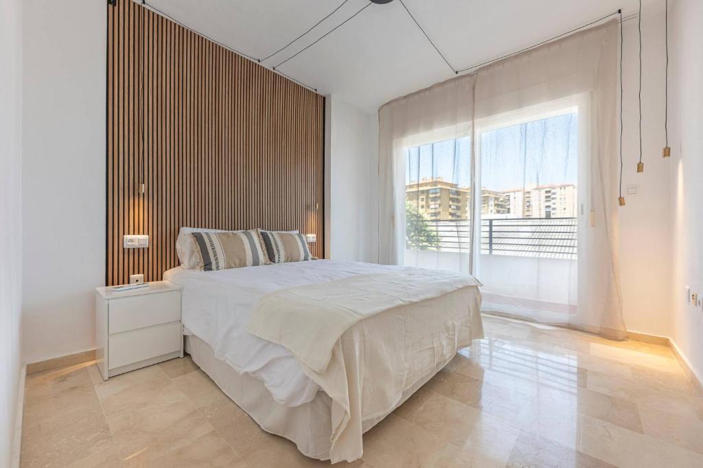 Bright flat in San Pedro with Pool and Parking - 3