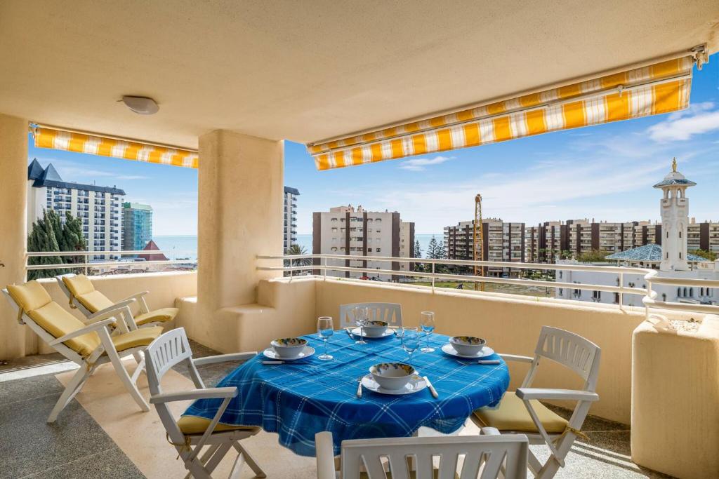 Amazing 3Br, 2 Bath Apart, Close to the Sea - 3