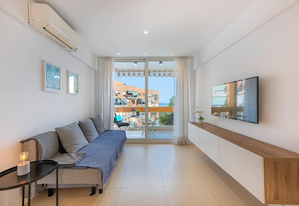 Bright Apartment Close to the Sea - 1
