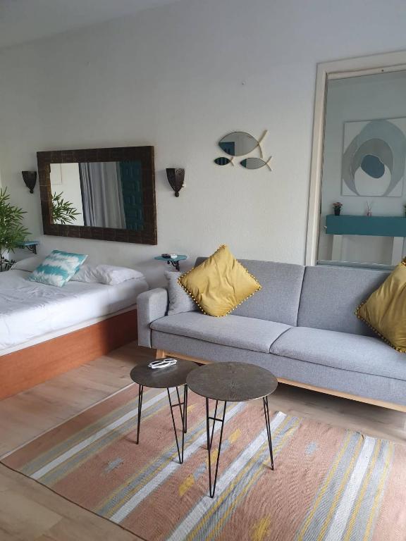 Cozy Boho Studio with Stunning Sea Views - 4