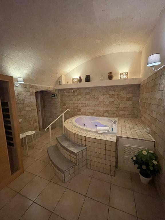 Antica Mateola ジャグジー