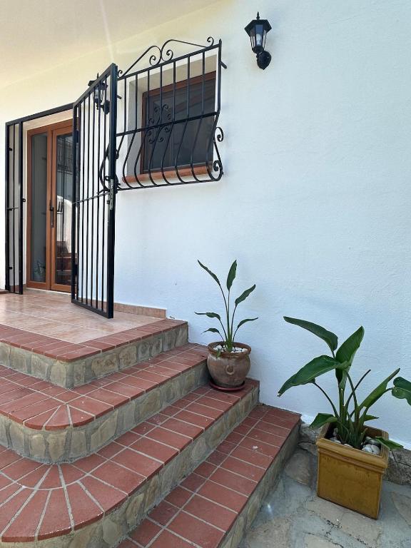 Beautiful house in Moraira with shared pool - 3