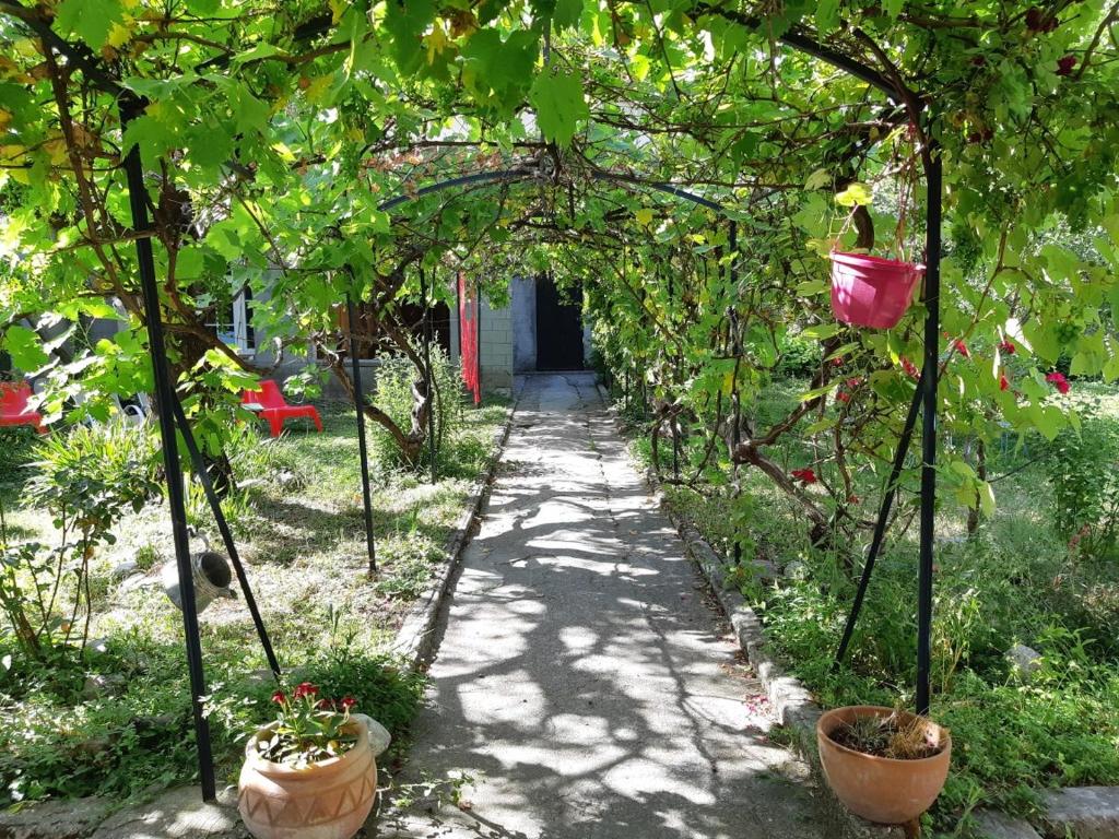 Beautiful apartment in Provençal residence with garden and WiFi - 4