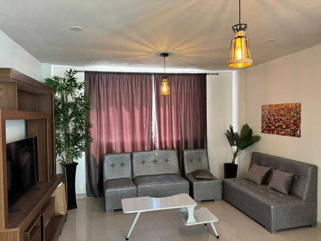 Modern apartment 3 bedrooms,3 bathrooms in Miraflores - 1