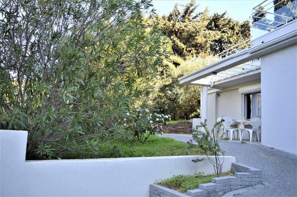 CA000-003 Appartement 2 pièces - 4 personnes - Cavalaire-sur-Mer - 2