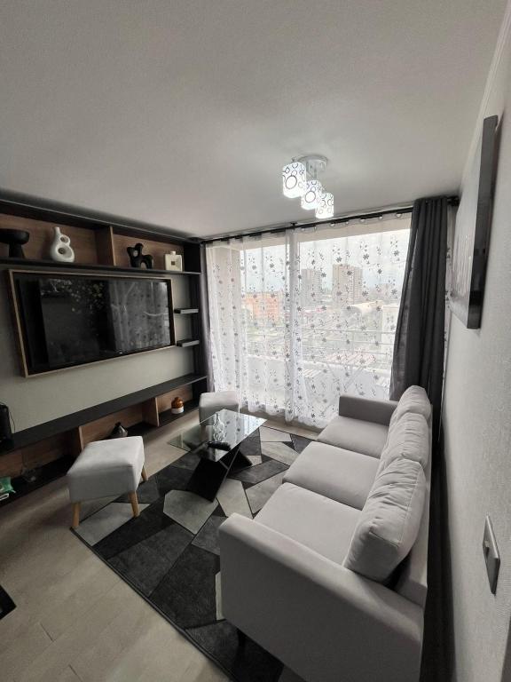 Moderno departamento en Macul con ubicación privilegiada - 1
