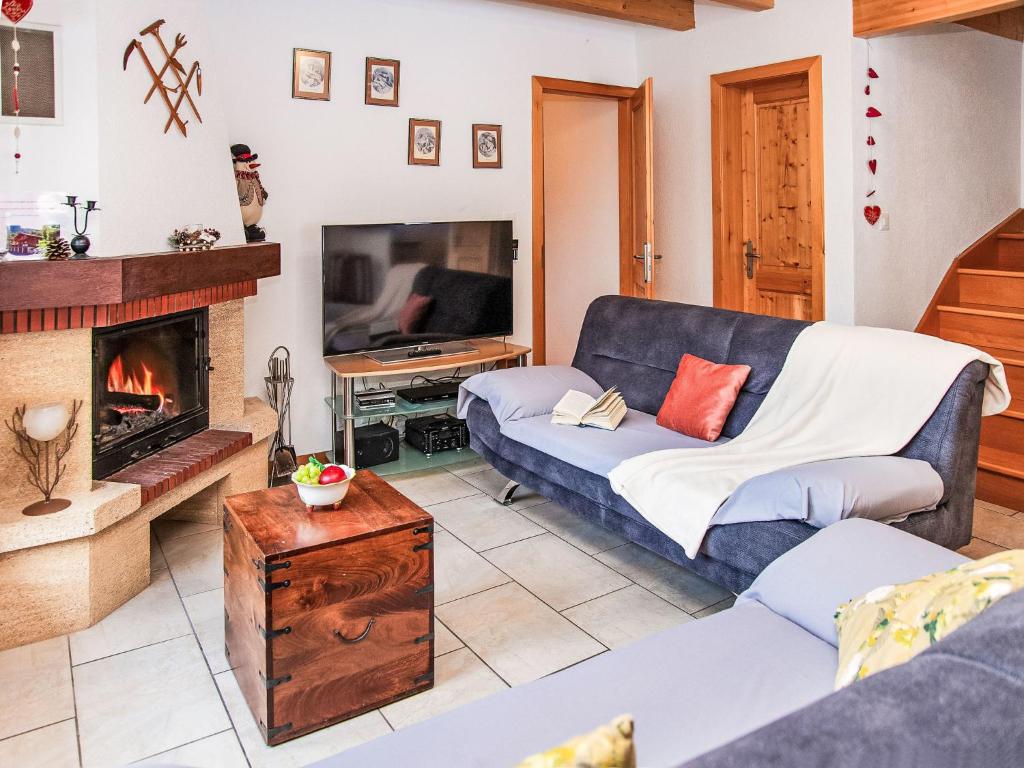 Chalet Escapade by Interhome - 1
