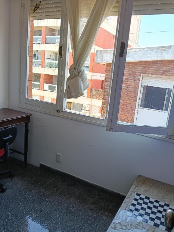 Punta del Este, Opera - 5