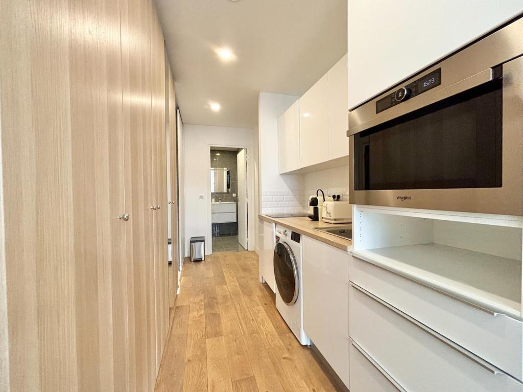 Cannes One bedroom Apartment - M10 - 2