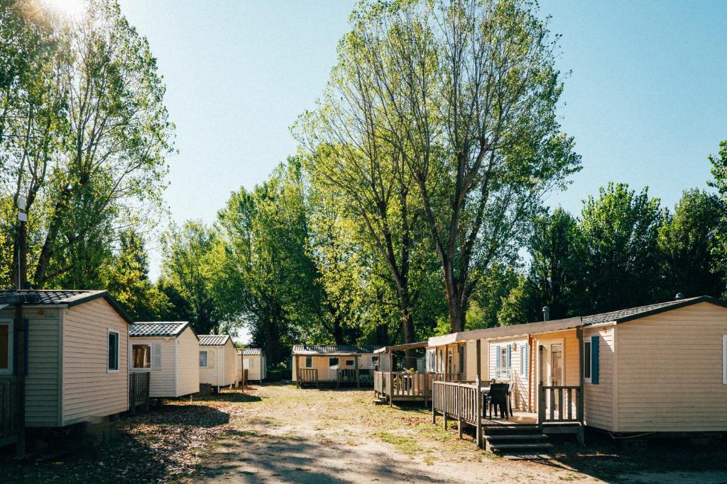 Camping Les 4 Saisons - 1