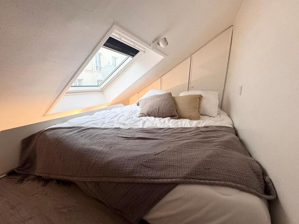 Cosy Loft Duplex for Couples - Great Location - 3