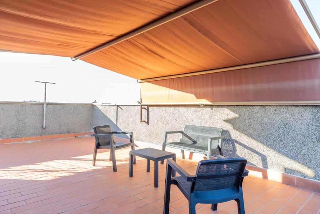 Labanca's Rooftop Attic Rome - 4