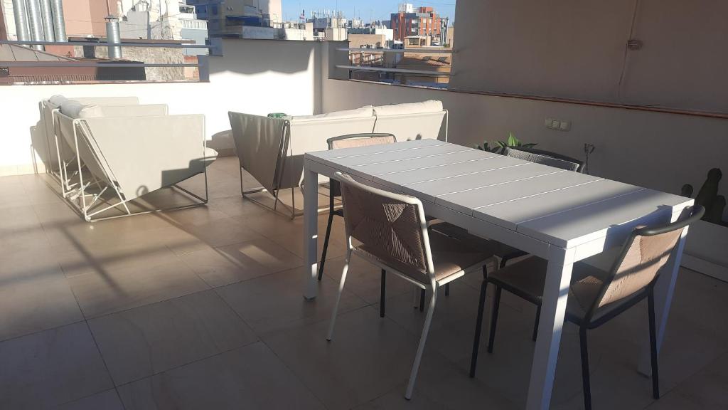 Penthouse with sunny Terrace by Cathedral - 3